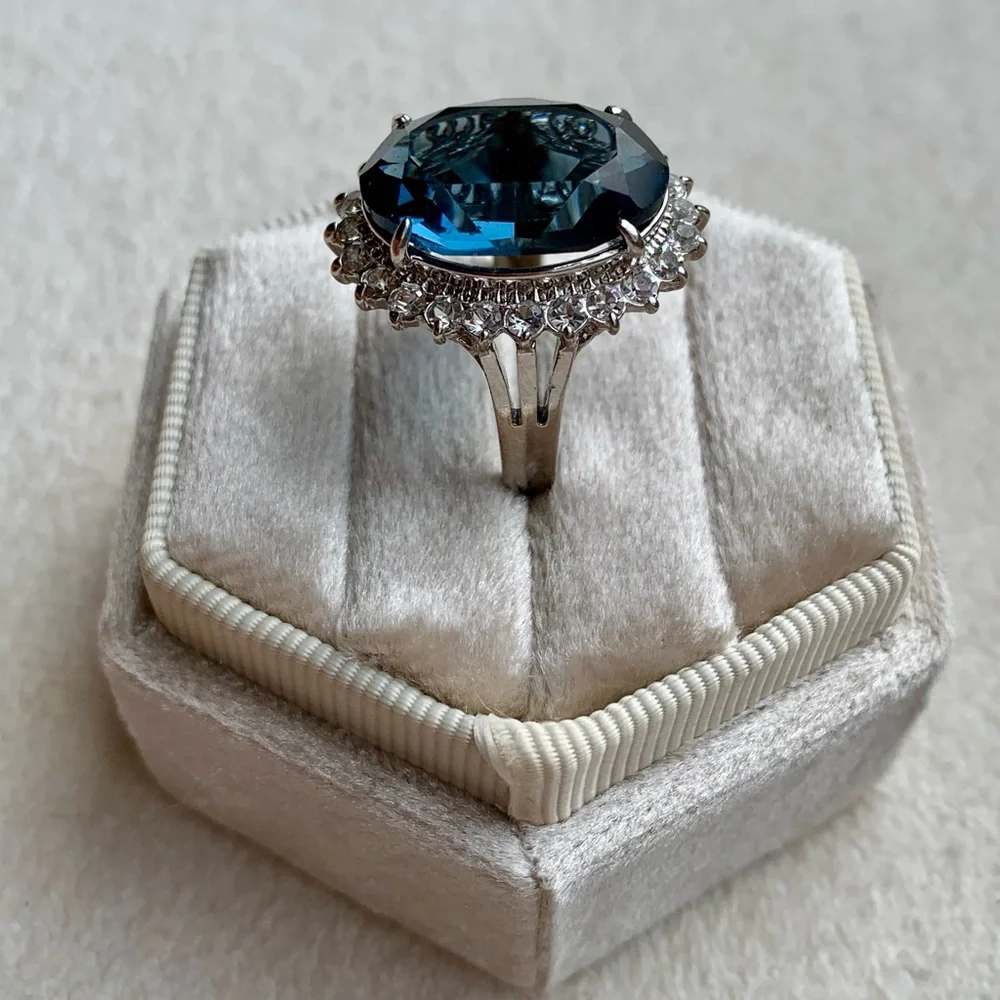 4.00 CT Genuine Sapphire Diamond Halo Crown Ring - Picture 10 of 14